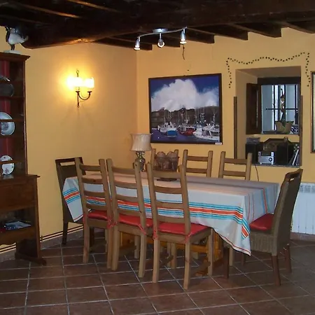 Casa Con Encanto En *